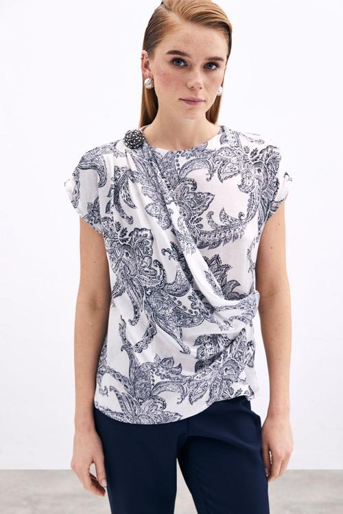 Aksesuar Detaylı Bluz - Ekru