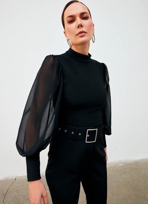 Dik Yaka Şifon Kol Detaylı Bluz - Siyah