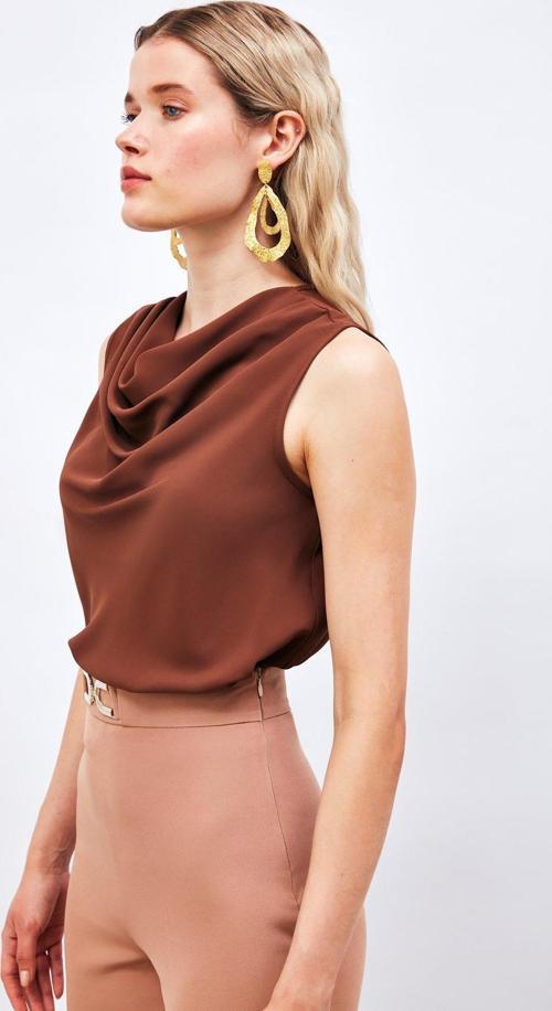 Degaje Yaka Kolsuz Bluz - Kahve