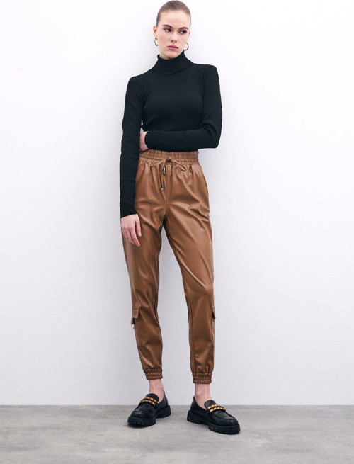 Bel Lastikli Deri Jogger Pantolon - Bej