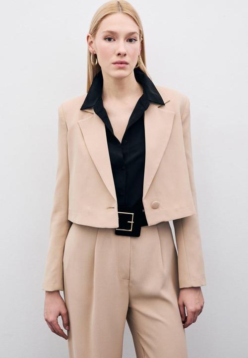 Kısa Krep Ceket - Bej