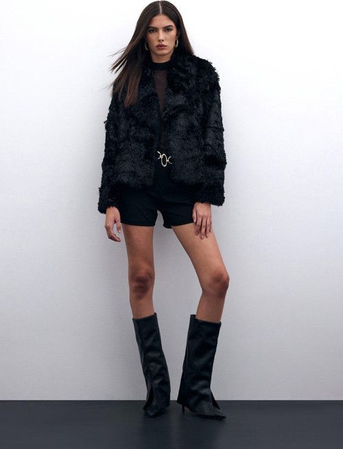 Yakalı Peluş Ceket - Siyah