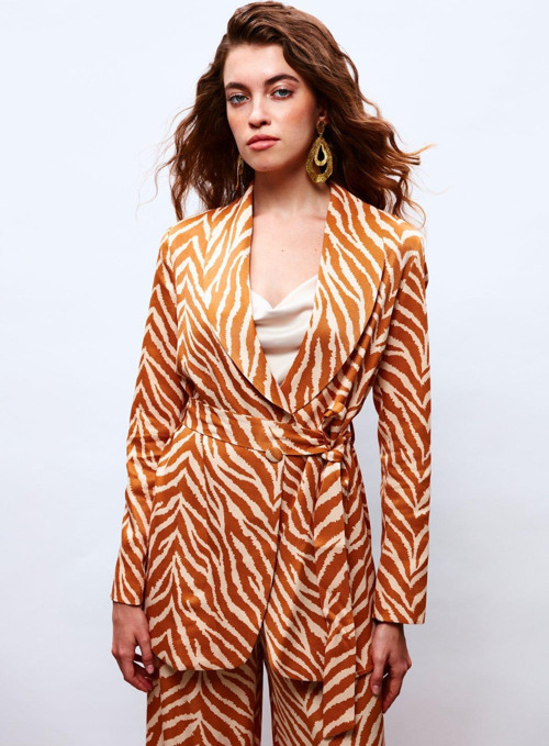 Zebra Desenli Kuşaklı Saten Ceket - Camel