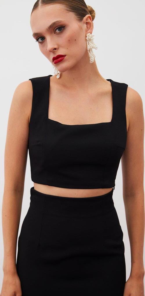 Kare Yaka Crop Bluz - Siyah