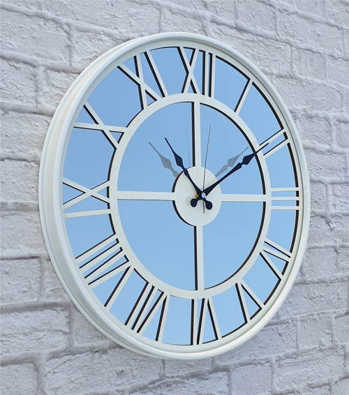 Beyaz Renk Metal Kasalı Aynalı Beyaz Renkli Duvar Saati Çap 40 Cm