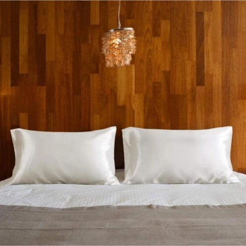 Beyaz Ekru Ipek Saten Yastık Kılıfı 50 X 70 2'Li