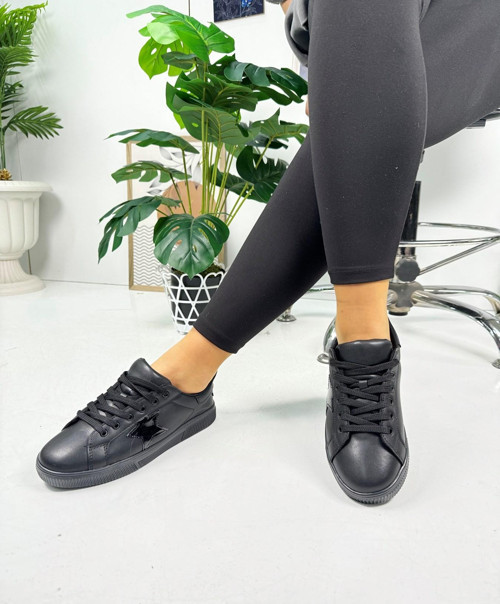 Günlük Kadın Sneaker Bağcıklı Yıldız Detaylı Tırtıklı Taban Oval Burunlu Rahat Spor Ayakkabı 602