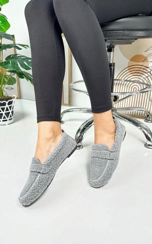Günlük Kadın Loafer Peluş Astarlı  Oval Burunlu Alçak Desenli Tabanlı Ayakkabı 375