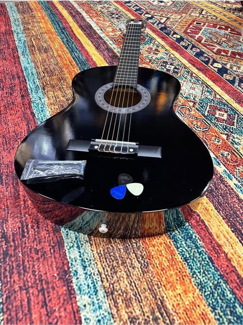 Sap Ayarlı 4/4 Tam Boy Klasik Gitar(Kılıf-Pena Dahil)