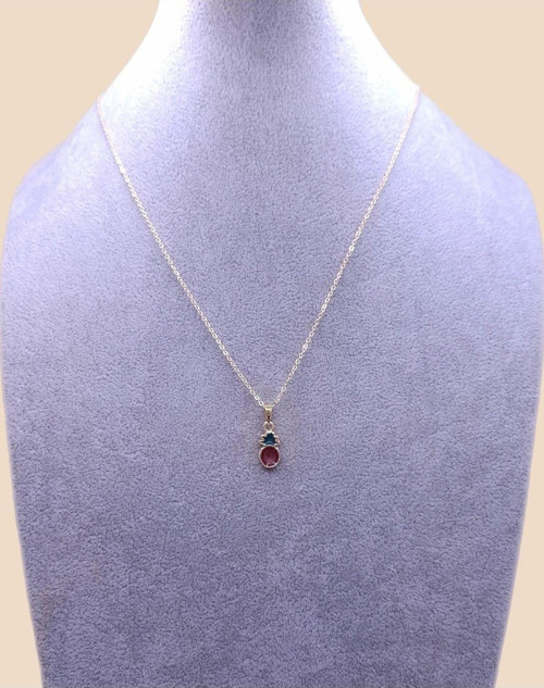 Altın Renk Kırmızı Meyve Model Kolye