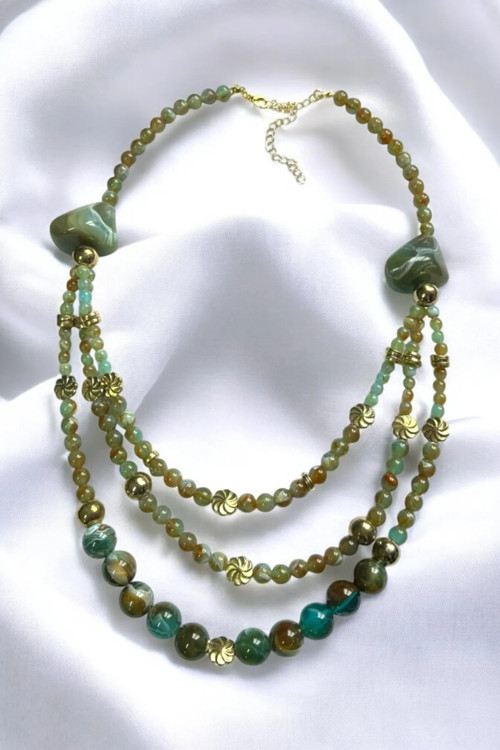 AKRİLİK BONCUK TARZ KOLYE