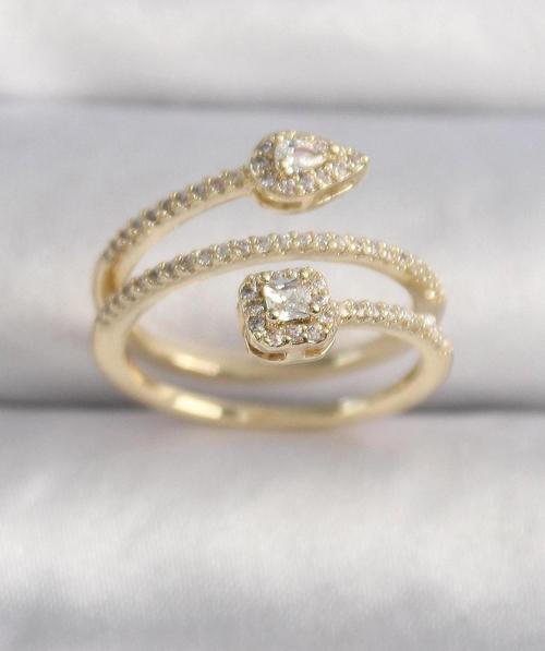 Gold Renk Zirkon Taşlı Ok Model VIP Seri Kadın Yüzük - EBJ241214W29993