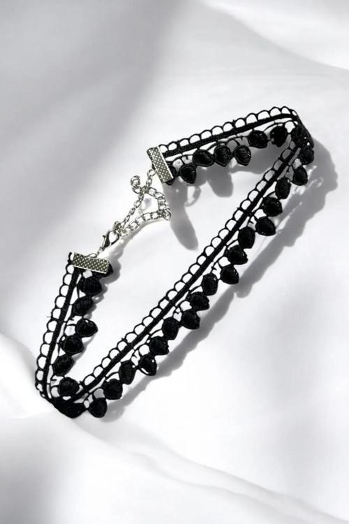 GOTİK SİYAH DANTEL GÜPÜR CHOKER KOLYE