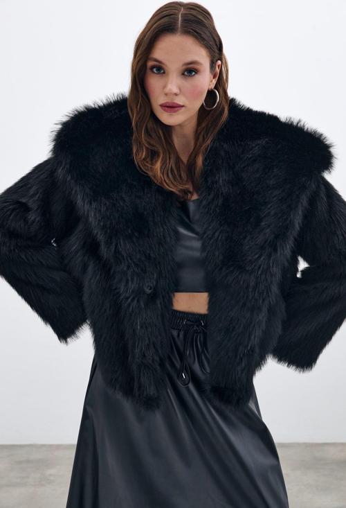 Yakalı Kürk - Siyah