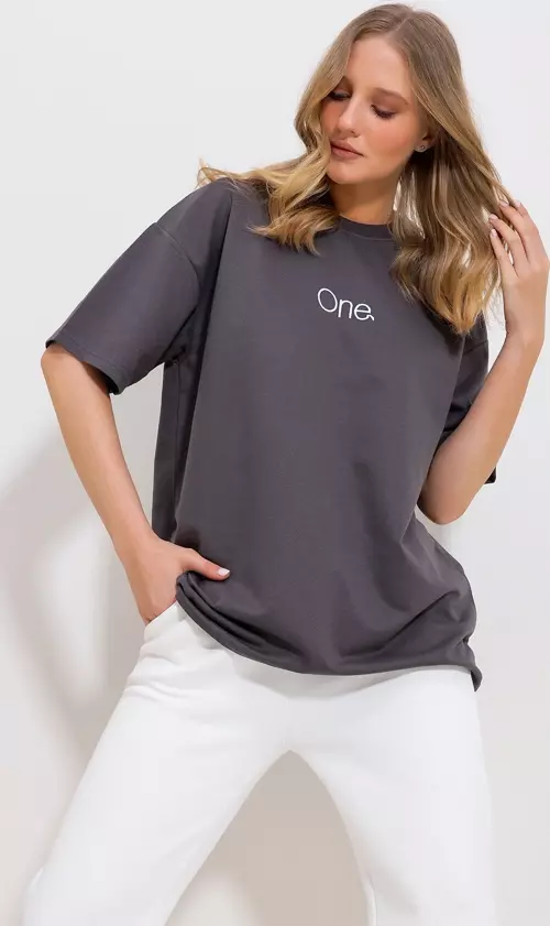 Nakış Detay İki İplik T-Shirt