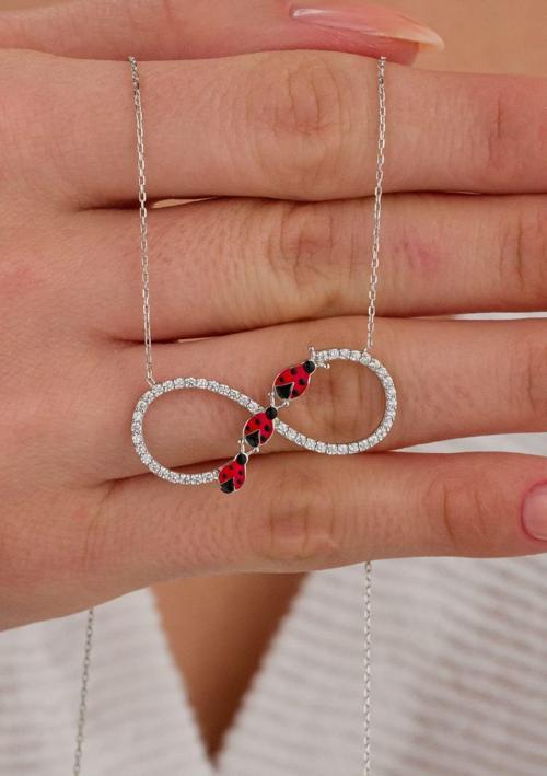 925 Ayar Gümüş Uğur Böceği Sonsuzluk Kolye