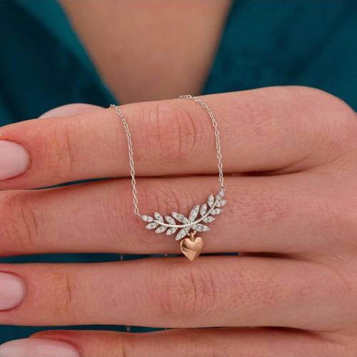 925 Ayar Gümüş Sallantılı Kalpli Zeytin Dalı Kolye