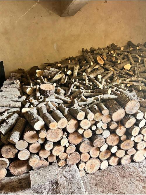 20 Kg Odun 1 Yıl Dinlenmiş Şöminelik
