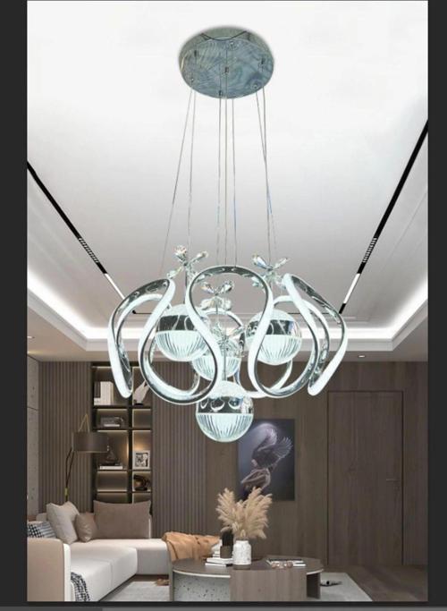3 Renkli Salon Sarkıt Led Avize Toplu Kelebekli Gümüş Nikelaj Kaplama Ledli Salon Avize