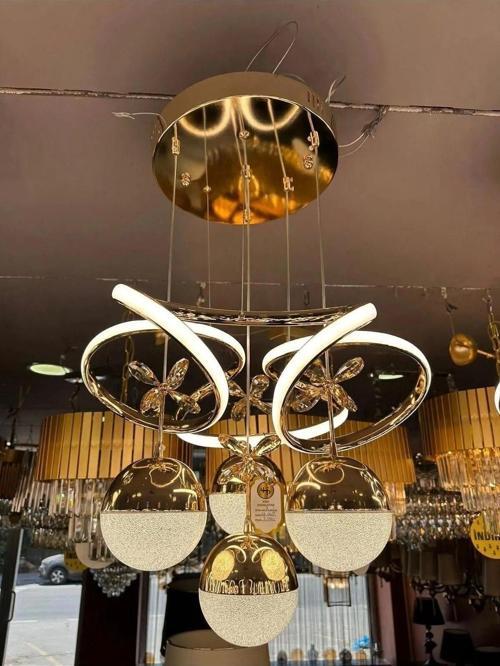 Hemera Modern Kumandalı Led Sarkıt Avize 3 Renk 4 Bölmeli Gold Kaplamalı Toplu Kelebek Taşlı