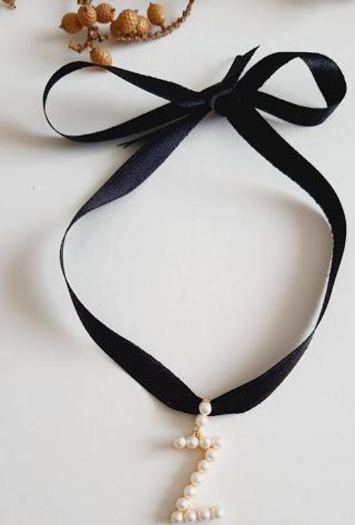 Z HARF TARZ İNCİLİ KURDELA CHOKER KOLYE