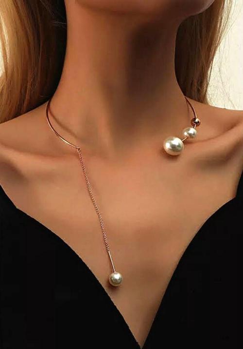 İNCİLİ TARZ ELEGANT KOLYE GOLD