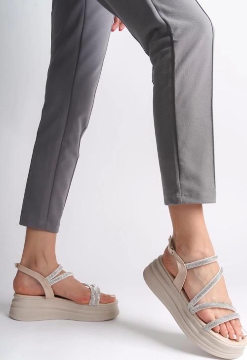 Rıley İnce Tokalı Taşlı Şeritli Ortopedik Taban Kadın Sandalet - Kt Krem