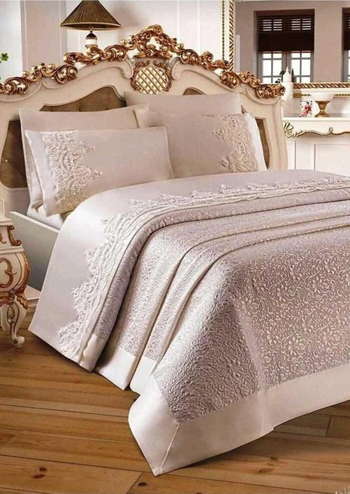 Çift Kişilik Fransız Pike Takımı Fransiz Dantelli 6 Parça