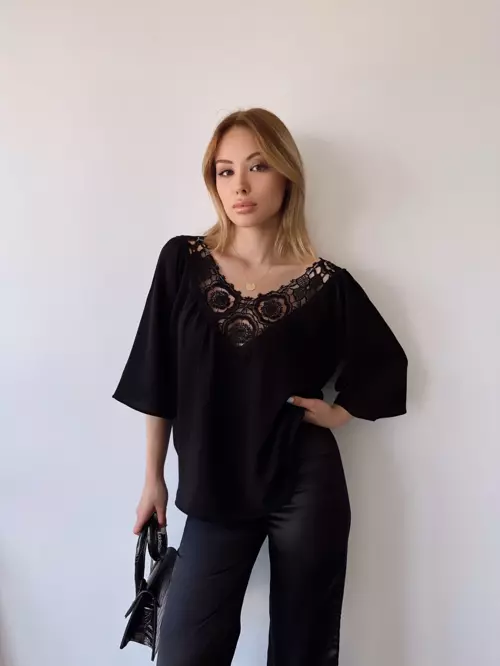 Ön ve Arka Dantel Detay Bluz