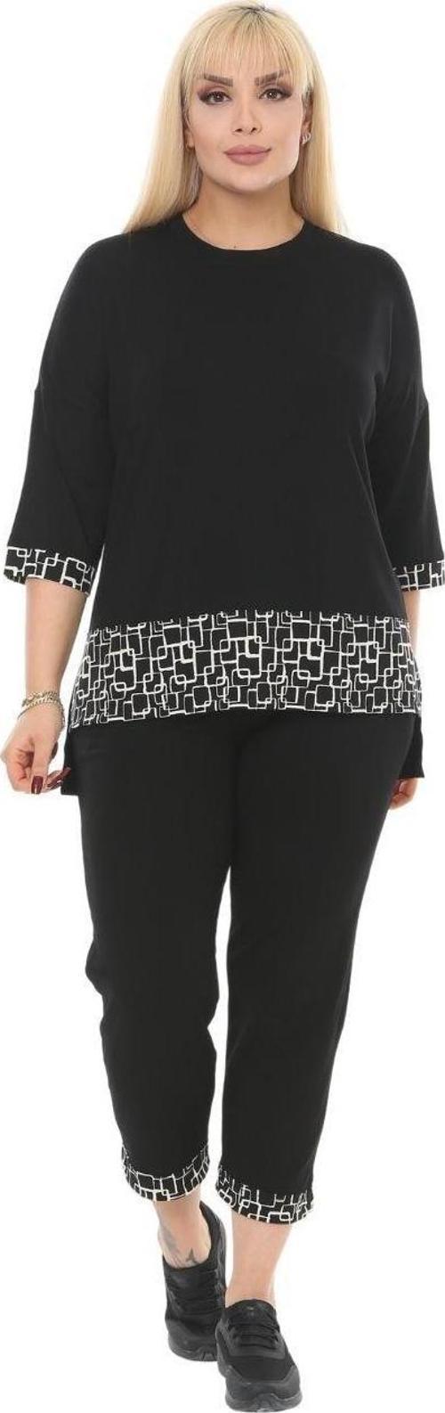 Butik Siyah Kare Şeritli Büyük Beden Kadın Kapri Takımı