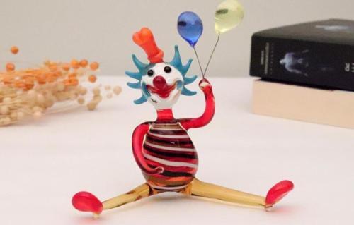 El Yapımı Murano Cam Balon Tutan Sarı Pantolonlu Palyaço Biblo
