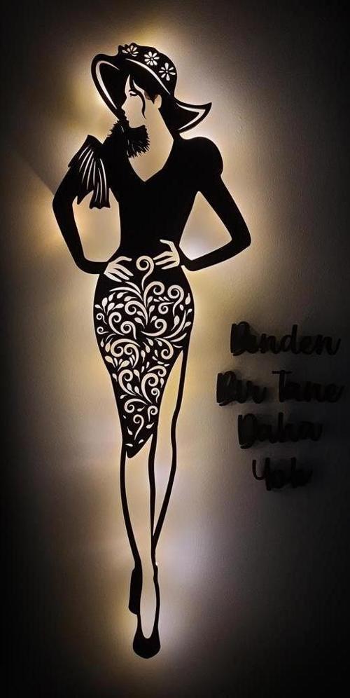 Işıklı Kişiselleştirilebilir Kadın Temalı Tablo Almira Dekoratif Gece Lambası 85 cm