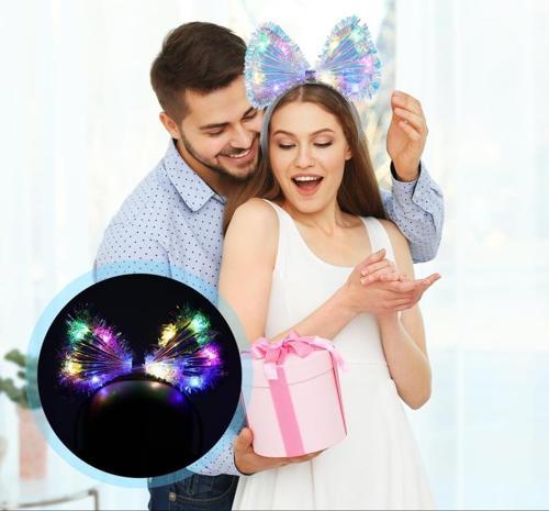 Nessiworld Işıltılı Fiber Fiyonk Gece Tacı Işıklı Ledli Eğlence Tacı 1 Adet 20x21 cm