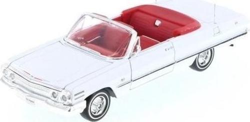 Welly 1:24 1963 Chevrolet Impala Diecast Model 
