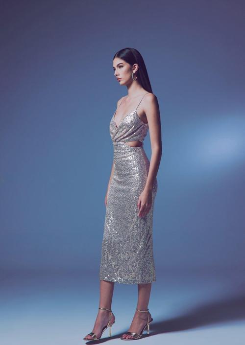 Dekolteli Payet Elbise - Bej