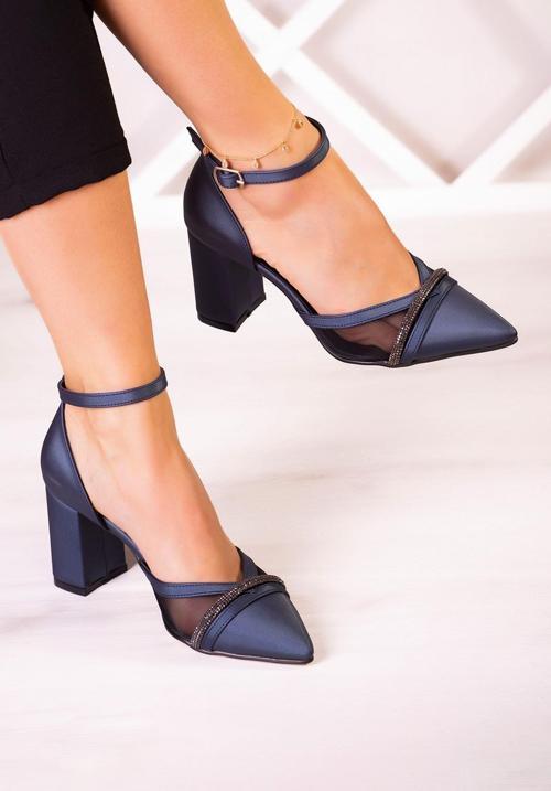 Molly Lacivert Saten Taşlı Fileli Kalın Topuklu Ayakkabı