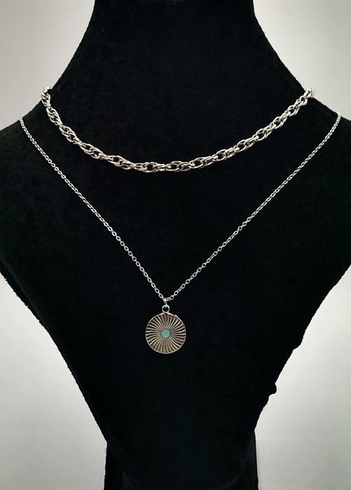 Çift Zİncirli  Gümüş Renk Figürlü Kolye