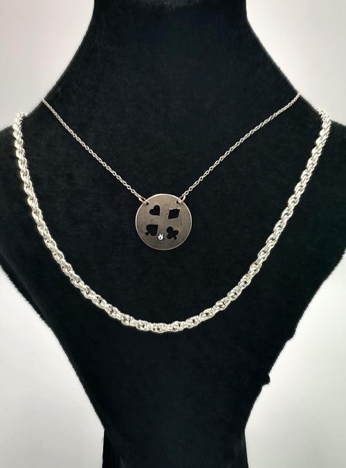 Çift Zİncirli Gümüş Renk Figürlü Kolye