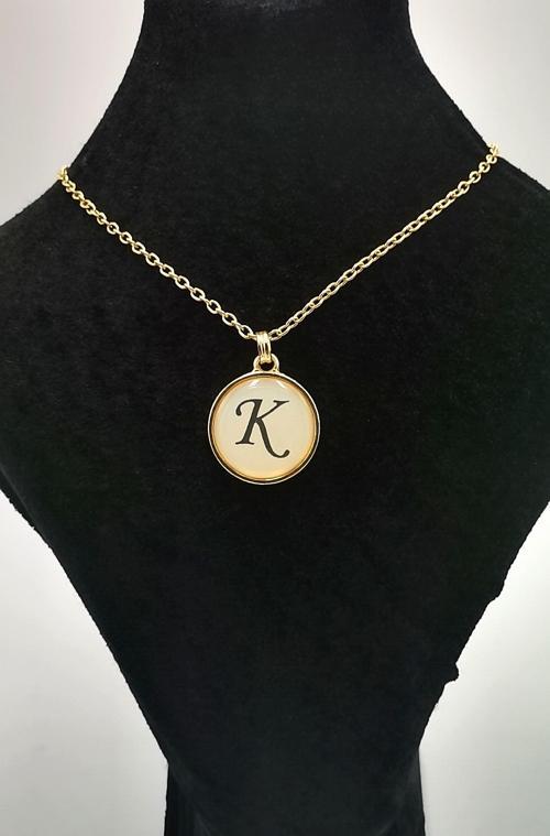 Gold Renk Büyük Boy Kararmaz ''K'' Harfli Kolye