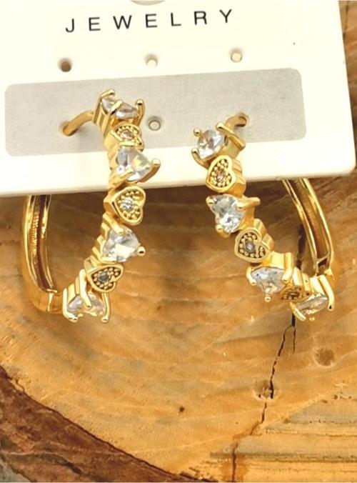 Kararmaz Çelik Lüks Küpe