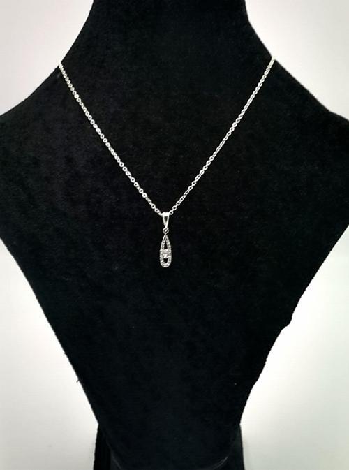 Gümüş Renk Zincirli Figürlü Karamaz Lüks Kolye