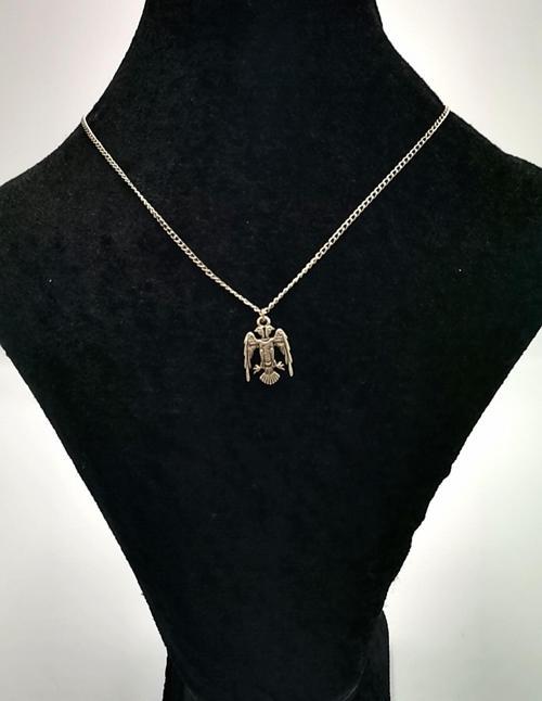 Gümüş Renk Zincirli Figürlü Lüks Kararmaz Kolye