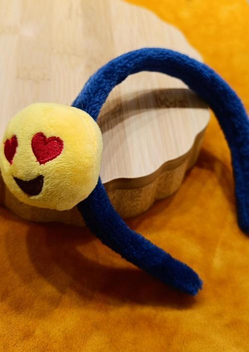 Lüks Emojili  Gösterişli Figürlü  Taç