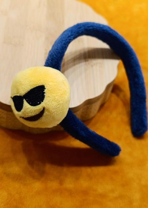 Lüks Emojili  Gösterişli Figürlü  Taç