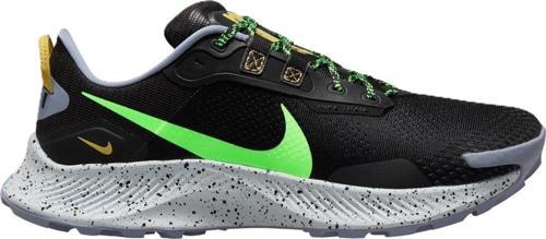 Pegasus Trail 3 Erkek Siyah Yeşil Swoosh Arazi Yürüyüş Koşu Ayakkabısı