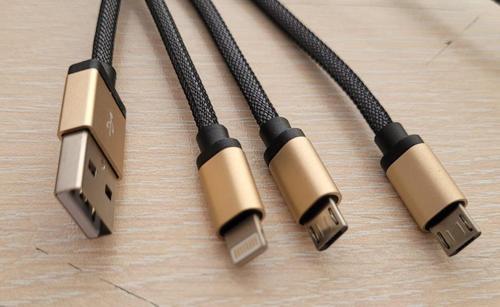 Earldom 2 adet Micro USB + 1 adet Lightning Şarj Kablosu 1.2 M Gümüş
