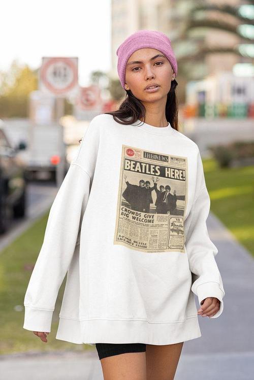 Beatles Here ! Gazete Haberi Yazılı Unisex Oversize Müzik Grubu Sweatshirt