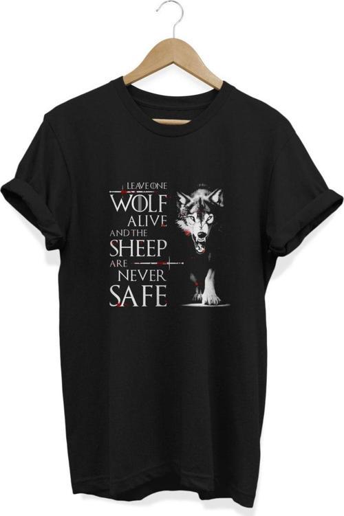 Leave One Wolf Alive Sheep Are Never Safe Baskılı T-Shirt