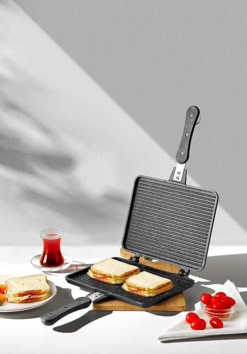 döküm maxi büyük teflon ocak üstü tost makinası - el tostu