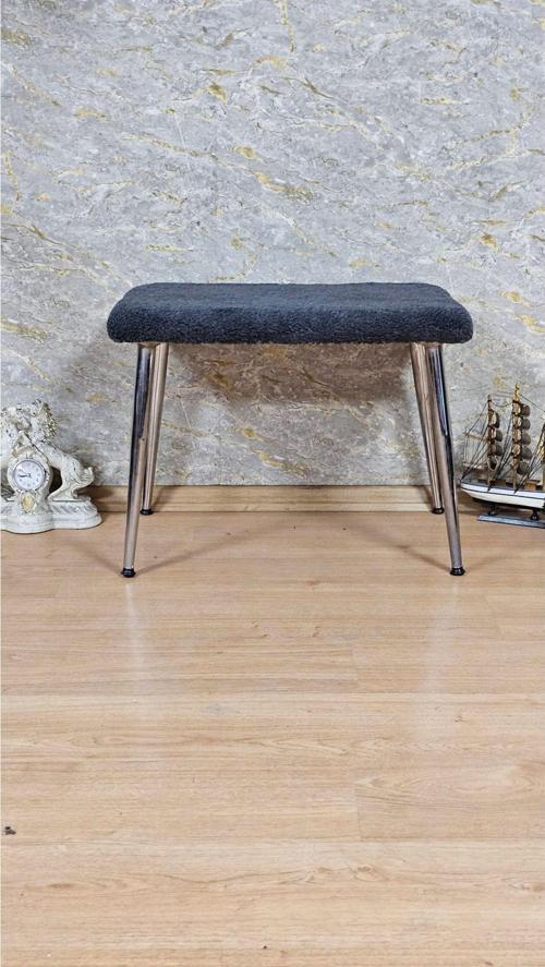 Tedy Kumaşlı 60 cm x 38 cm Krom Sivriltme Ayaklı Oturak FÜME Renk Tek Ebat Beden